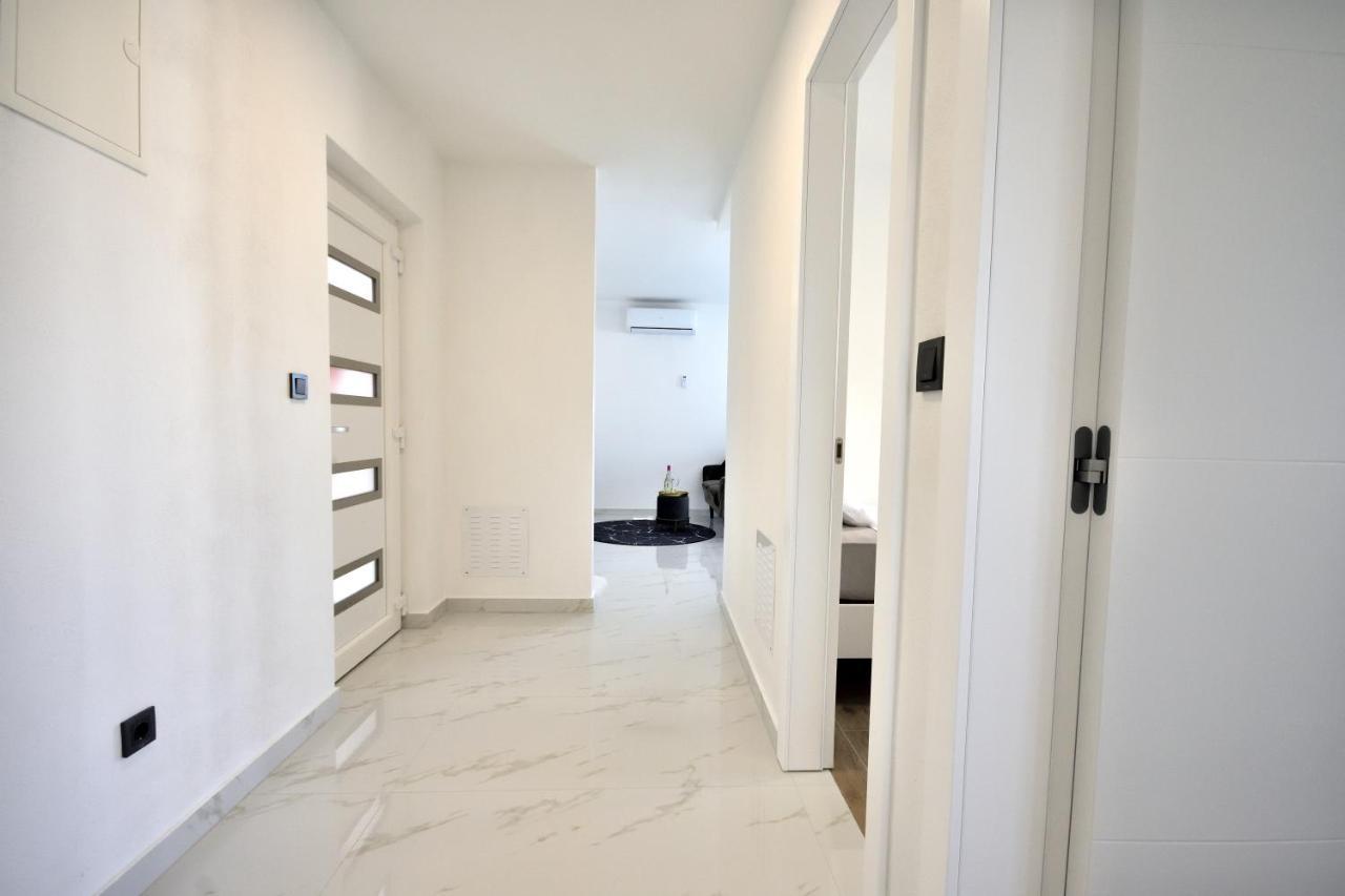 וודיצה Apartman Villa Marina מראה חיצוני תמונה